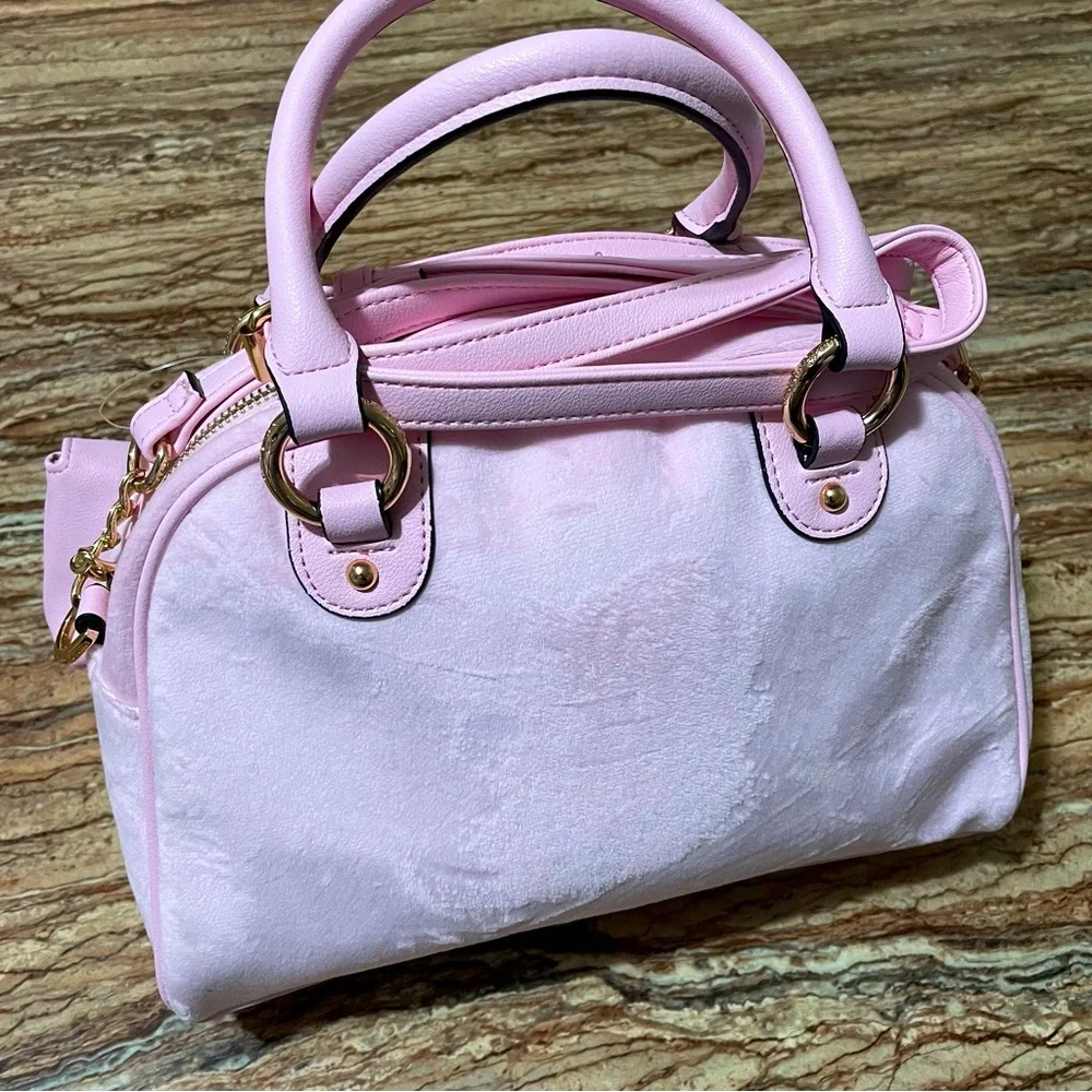 Juicy Couture - Picture 10 of 13